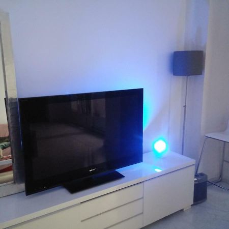 Dz Apartamento Аликанте Екстериор снимка