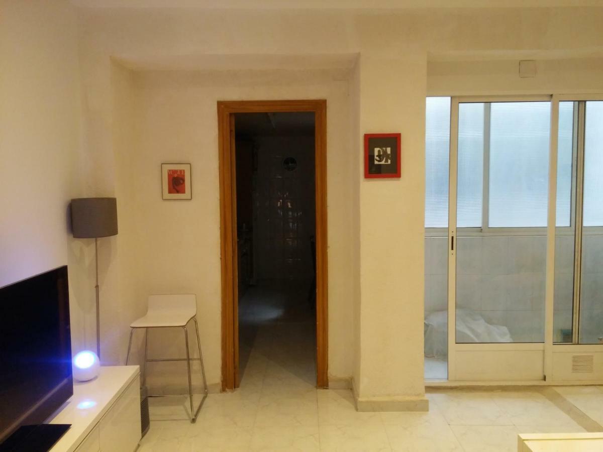 Dz Apartamento Аликанте Екстериор снимка