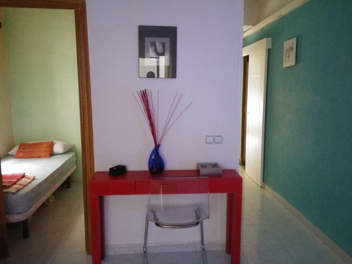Dz Apartamento Аликанте Екстериор снимка