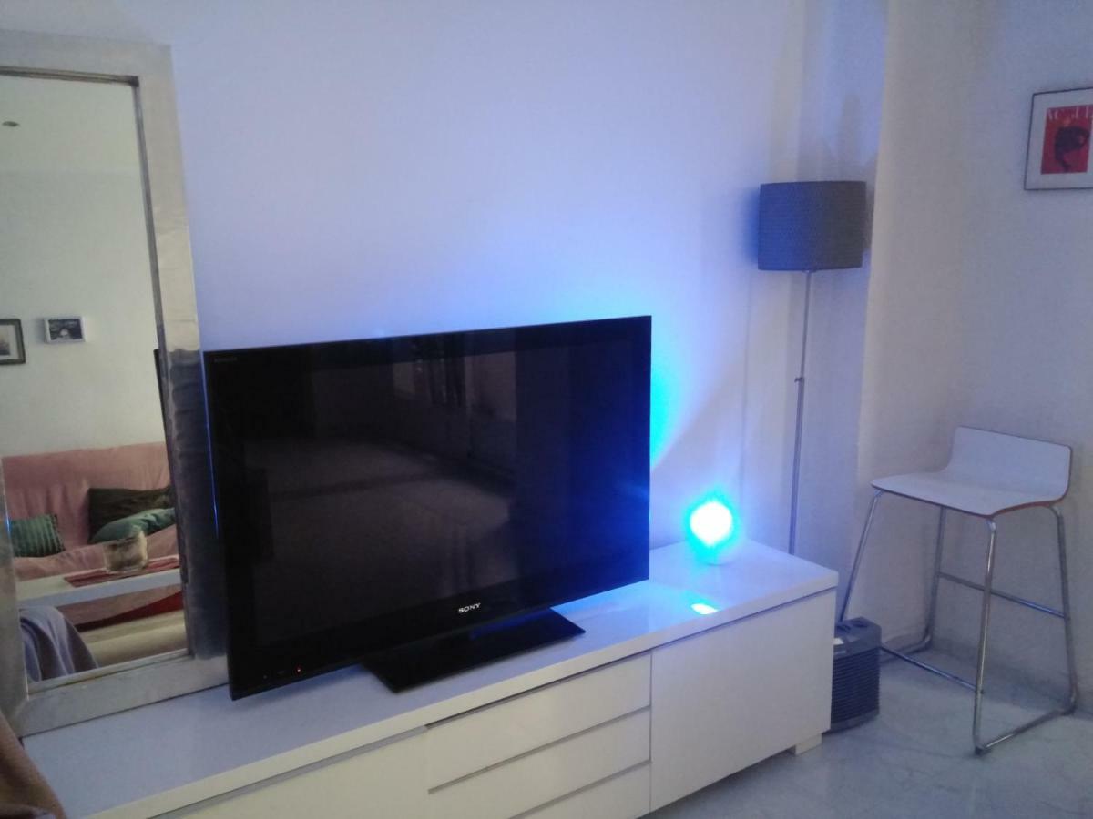 Dz Apartamento Аликанте Екстериор снимка
